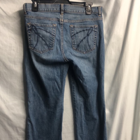 New York & Company size 4 average regular straight leg jeans - Picture 7 of 12